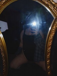 Bigbrowneyes25 Public  5. fénykép