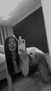 naomi_lane_ Public Εικόνα 3