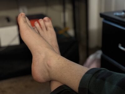 beardedfantasydaddy My feets Pic 3