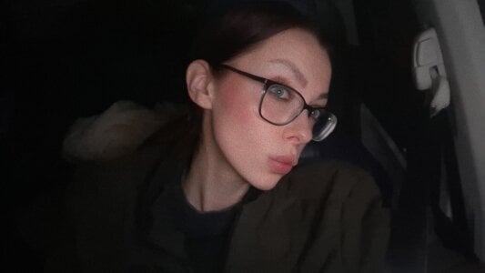 RussianGirls_ Life Style Alicia Poză 3