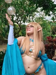 Princess Zelda de AlannisSweet  2 Imagens