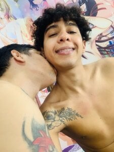 Adventurous_Boys Public Gambar