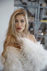 LanaWyatt Public Pic 4