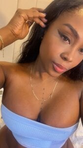 Kima1_ Enjoy my sensual body and perfect curves Pic 4