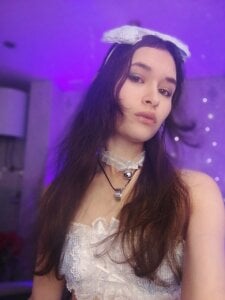 Emily_Strikeee Gentle Foto 4