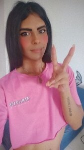 karen_sofia_ karen pink sexy Foto 4