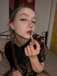 bambi_lu go u like this style? 💀fake piercing💀 Pic