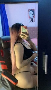 Do you like what you see? Come with me. de arianauwu  9 Imagens