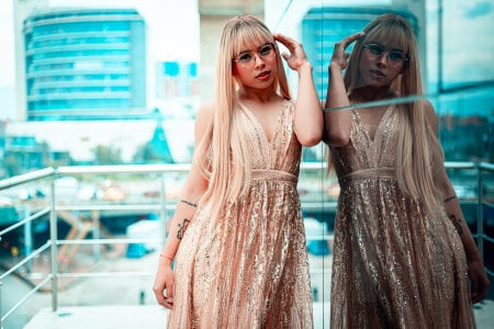 Samantha_Bernardo unstoppable Pic