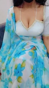 SEEMA_127 Public Pic