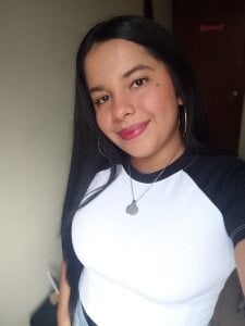 BabyValen69: Public ( 2 фото)