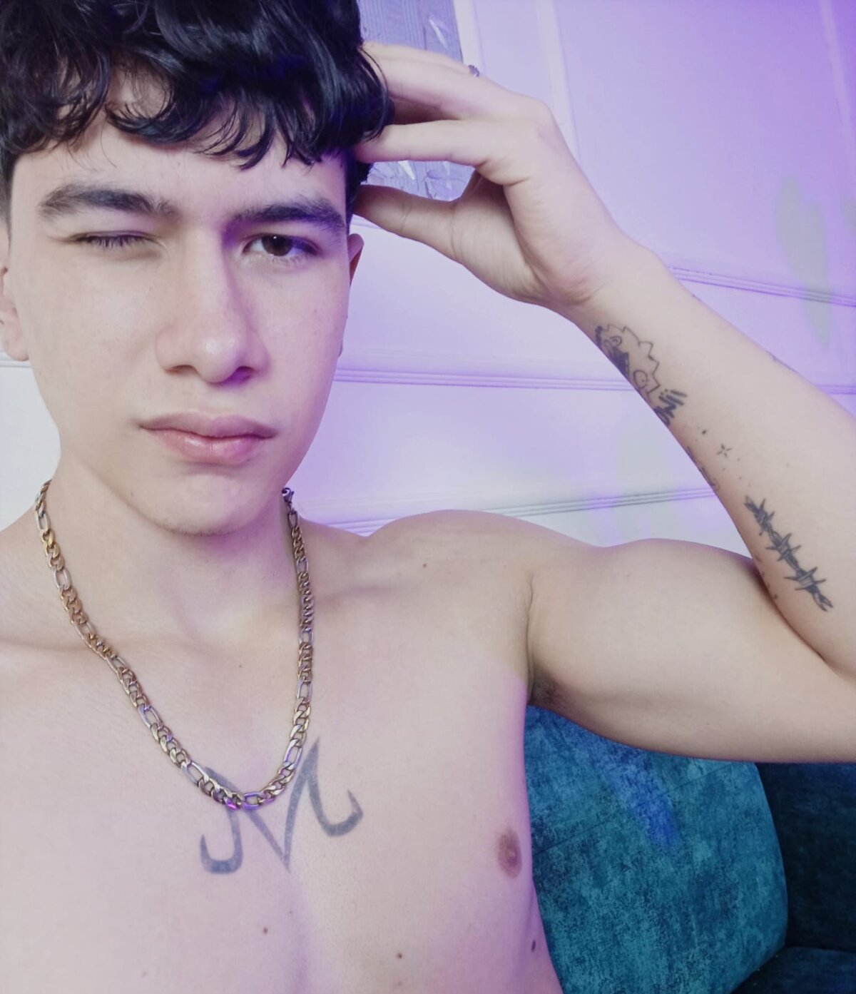 Criss_Adams Populært foto 156