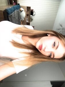 AveryBerksonのI drink a littleの 4枚の写真