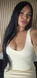 lia_harper_ Lia 💜 Foto 2