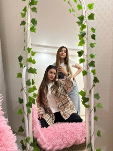 EarleneGoreham two beauties🥰😍 Pic 4