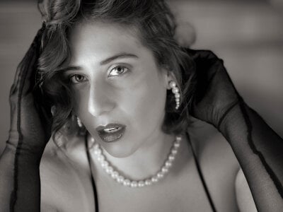 Helenstanford Pearls and Gloves | Helen Photoshoot Pic 3