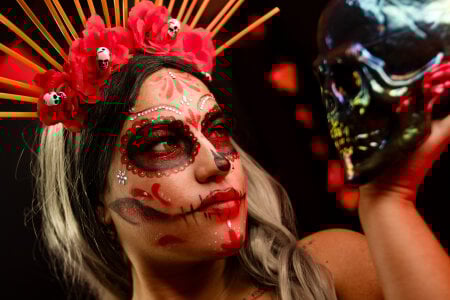 VeronicaOlson_ Halloween 2025🎃👻 Pic 4