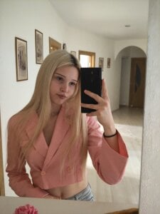 CherrylHolme Public Pic 8