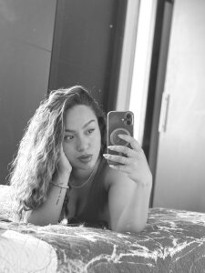 IamDennis Public Pic 4