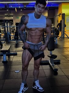 Justin_Clark Public Pic 4