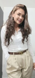 TherezaLarson I Linda Theresa slika