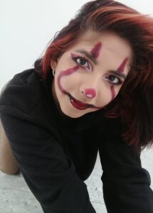 lore_tovar Public Pic 5