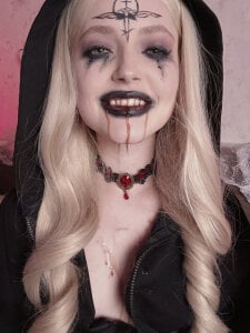 AshleyD_ Halloween 2025 🎃Bela Demitrescu🎃 Pic 3