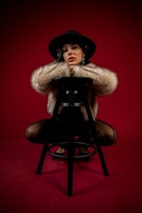 BrainyBelle's XXX Nude Photo 6