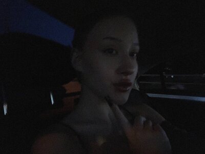 EasterHatter queen of this evening Pic 4