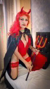 xandrinakarzon HALLOWEEM 😈🔥😈 Pic 5