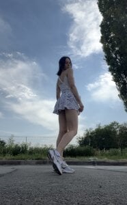 AllyHorny_ Public 圖片