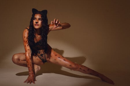 Anne_miller05 Halloween 2025 ❤️‍🔥👑🎃 Pic 2