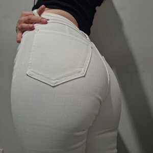 SashaBru20 Public  5টি ছবি