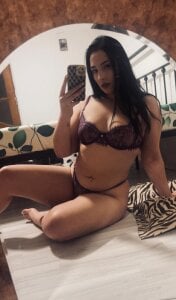 me de Angell-Sky  4 photos