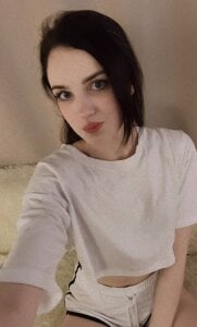 AllynHagie Quiet harmony 🍒 Pic 5