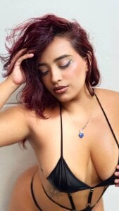 NaughtyNinnaXXX Sexy in black Pic 5