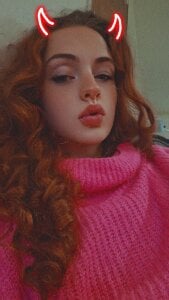 ENGLISHEMILY_69 Red head 😈😈😈😈 Pic 3