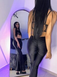 miapink_ofi happy new year 🖤🔥 Pic 2