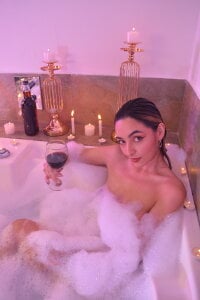 A drink with me de MelissaMoore_  5 Imagens