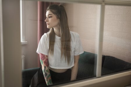 ChloeAddison Public 圖片 4