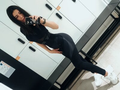 salmaesco Athletic girl صورة واحدة|salmaesco Athletic girl صورتان|salmaesco Athletic girl  5 صور|salmaesco Athletic girl  5 صورة