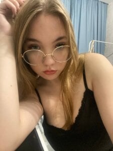 Me od RebeccaEglitis  4 snímek