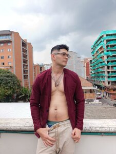 your favorite couple 🔥❤️ de ritzabeth_daniel  3 Imagens