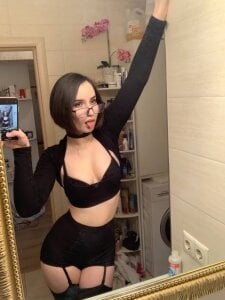 nikabloom Public Pic 3