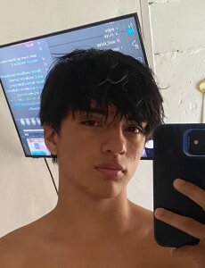 MiaAndLiamBenson He 🌸🐇 圖片 9