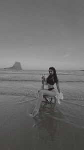 AlexaRayJoel Public Pic 2