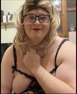 Horny Slut od AnnaIsASlutXoXo  7 snímek