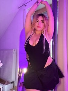 OriannaFox Sexy🙈✨🩷 Gambar 3