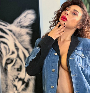 MissAriana24 𝓚𝓲𝓼𝓼 𝓶𝓮 Pic