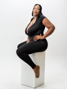 ShakeBigAss Sexy and big 😈 slika 2